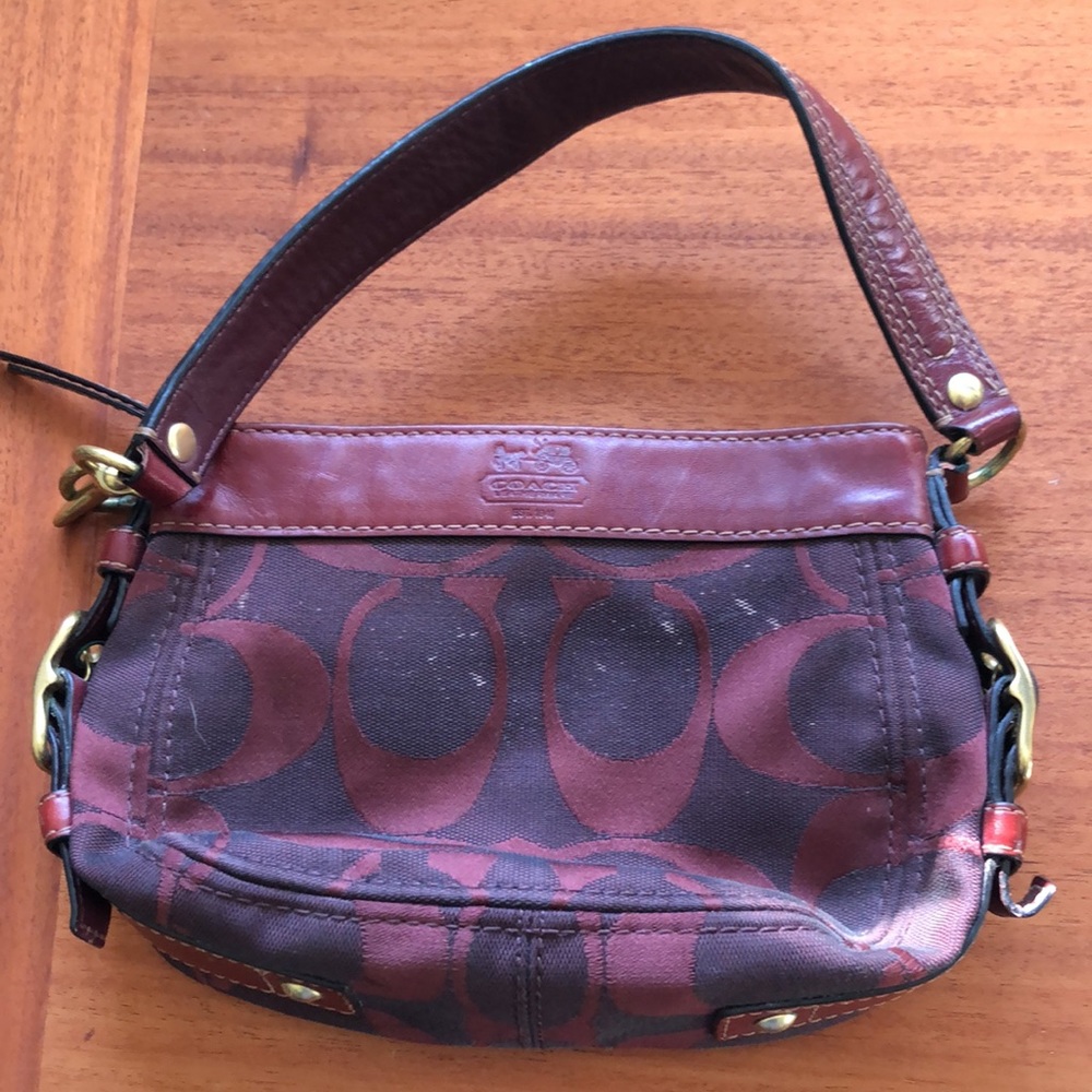 Coach oxblood logo shoulder bag